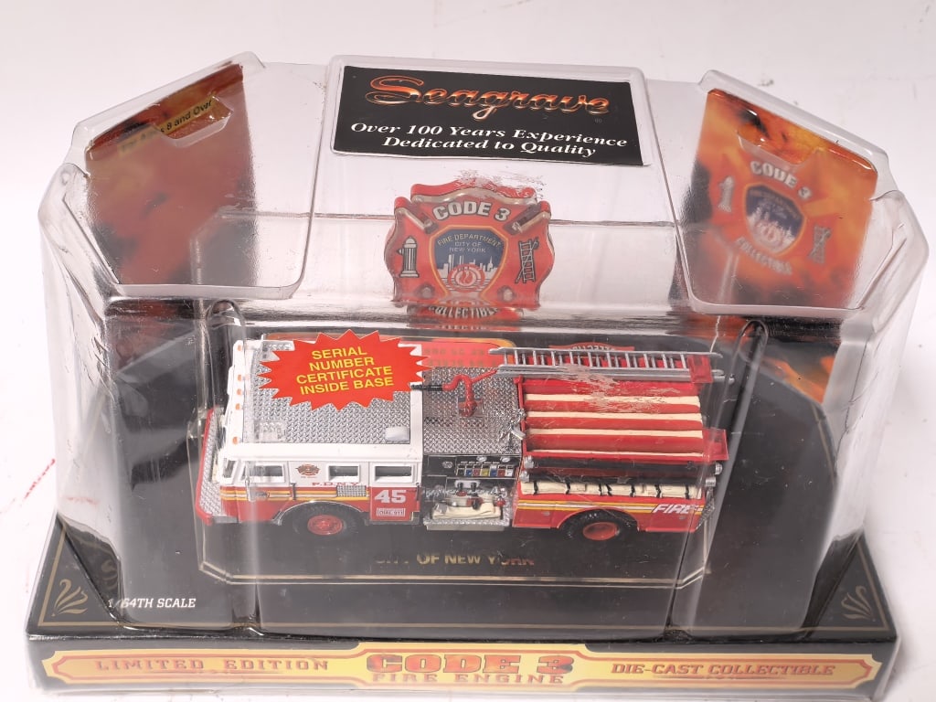 Code 3 Collectibles 1/64 Scale FDNY Engine 45 - 2