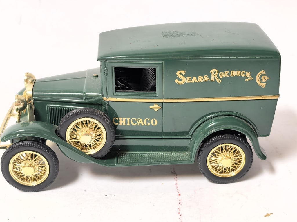 ERTL Die-Cast Panel Delivery Bank - "Sears, Roebu": ERTL Die-Cast Panel Delivery Bank - "Sears, Roebuck and Co. Chicago", 6in by 3in by 2.75in