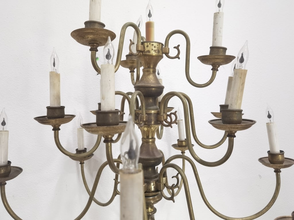 Multi-Arm Cast Brass Chandelier-Style Table Lamp - 5