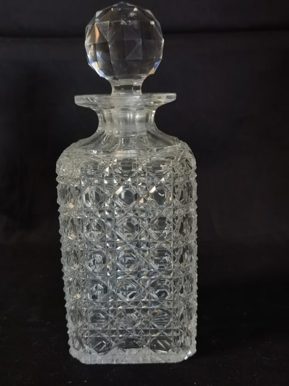 Vintage Cut Crystal Geometric Decanter: Vintage Cut Crystal Geometric Decanter, 9in by 3.5in