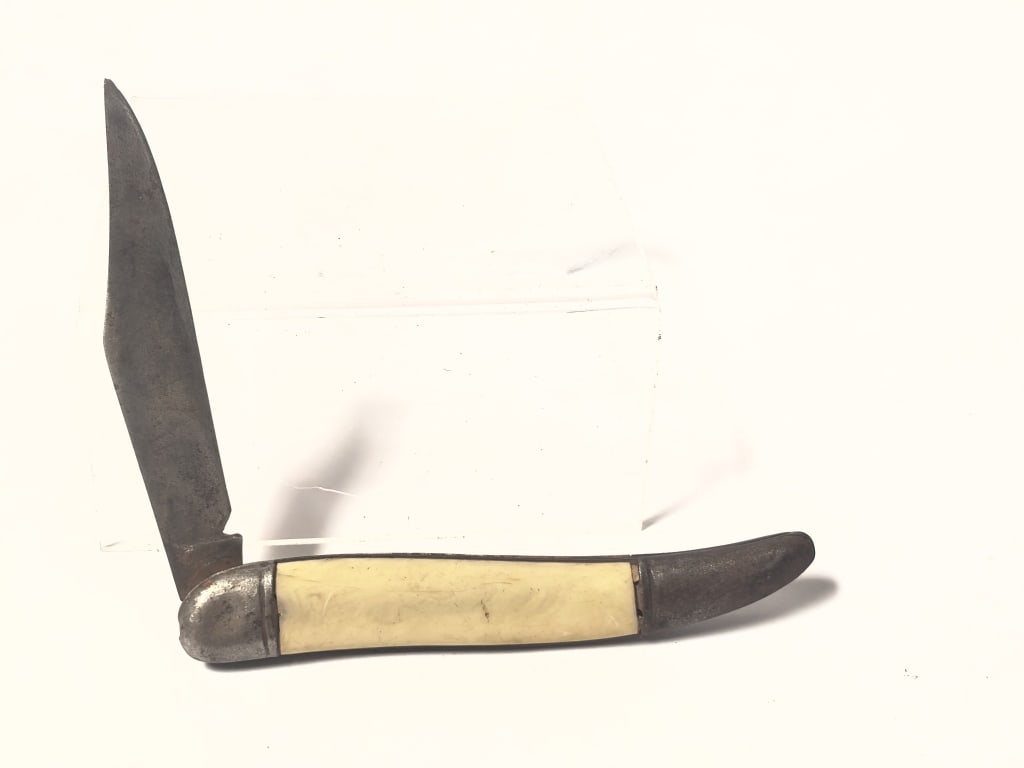 Vintage Single-Blade Folding Pocket Knife - 2