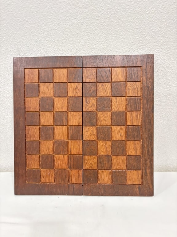 Handcrafted Folding Wooden Chessboard: Handcrafted Folding Wooden Chessboard, 17in