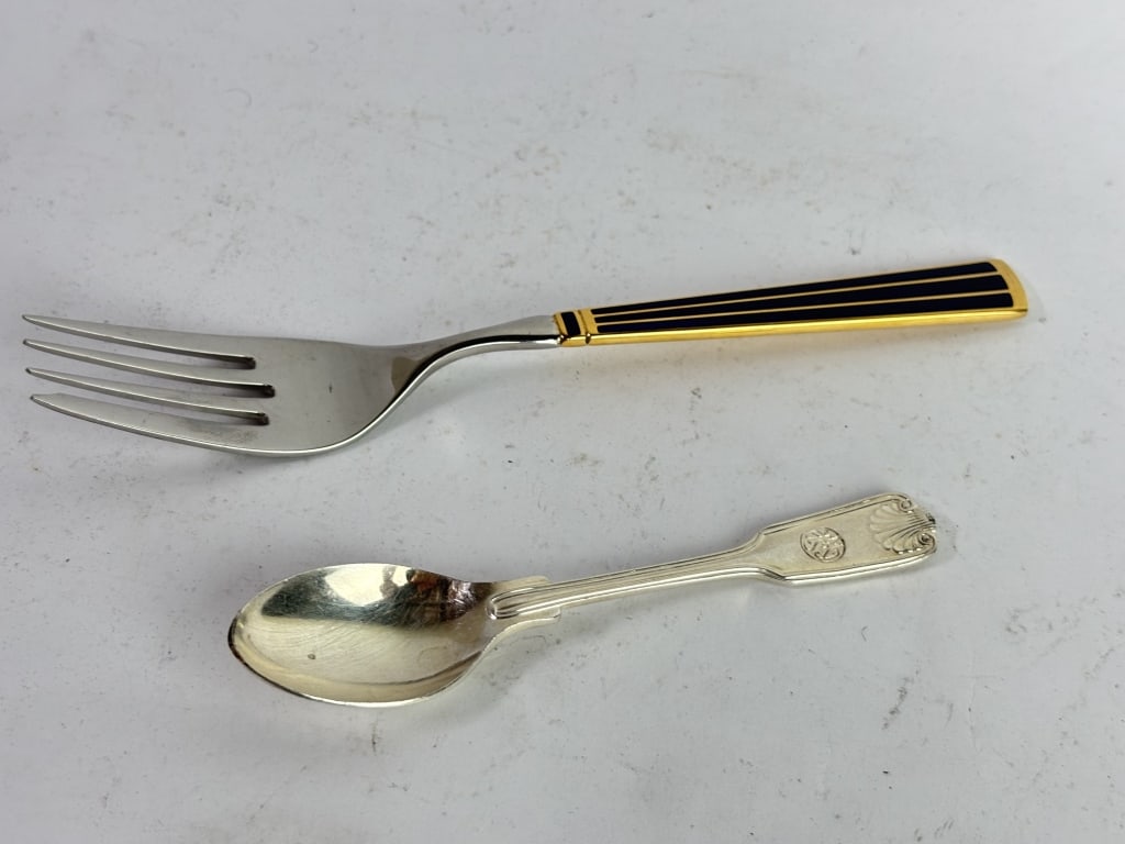(2) Vintage Silver-Plated Silverwares (1 of 6)