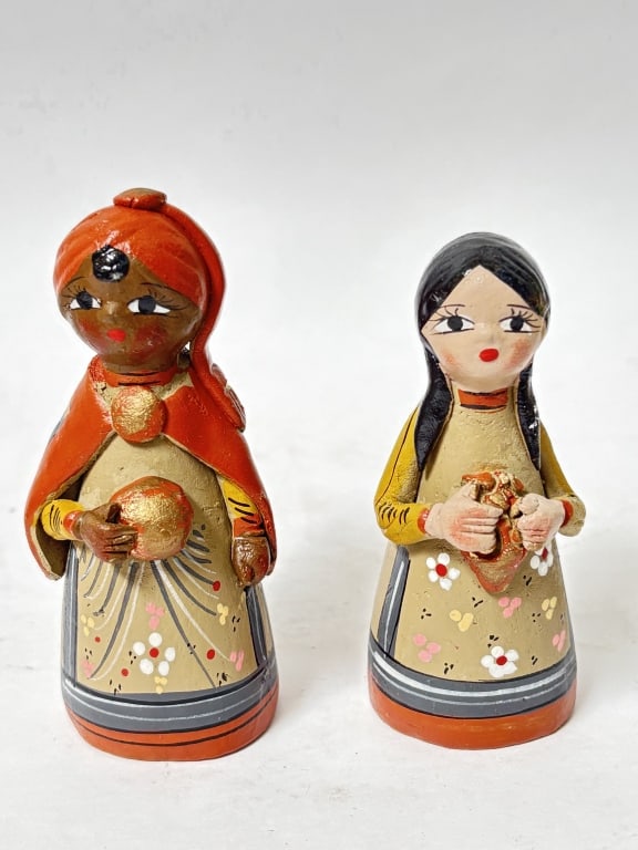 (2) Vintage Hand Painted Pottery Figurines (1 of 2)