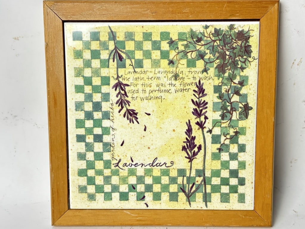 Vintage Susan Zulauf Treasure Craft Plaque: Vintage Susan Zulauf Treasure Craft Plaque, 7in