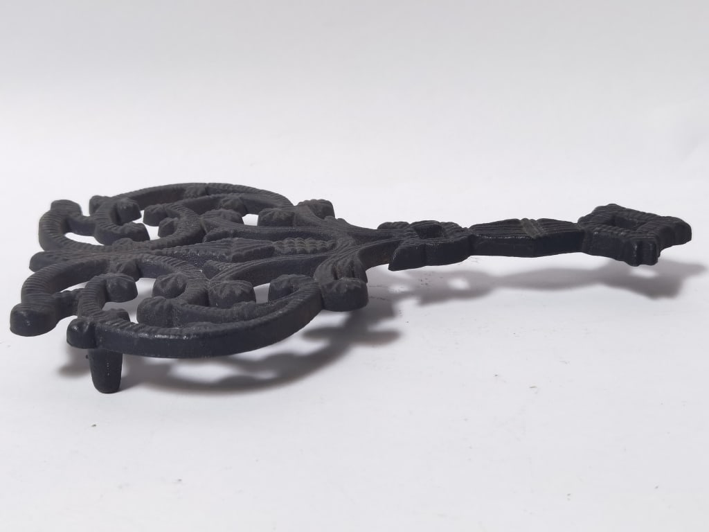 Vintage Cast Iron Trivet - 2