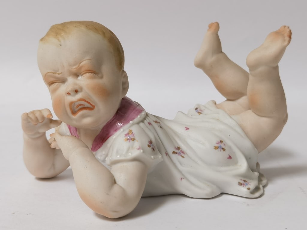 Vintage Porcelain Crying Baby Figurine: Vintage Porcelain Crying Baby Figurine, 5.5in