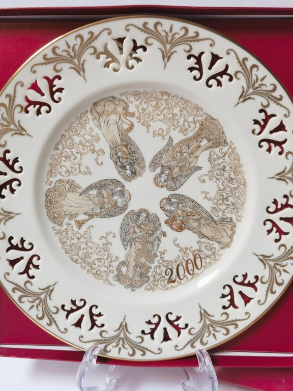 Limited Ed. Lenox Millenium Collection Plate - 2