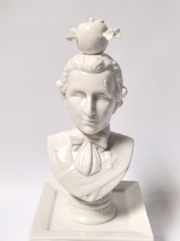 Vintage Imm Living White Glazed Porcelain Bust: Vintage Imm Living White Glazed Porcelain Bust, 9.75in by 5.25in by 5.25in