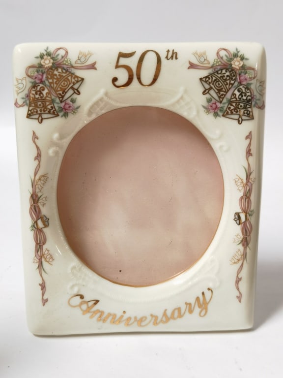 (2) Vintage Ceramic Picture Frames - 2