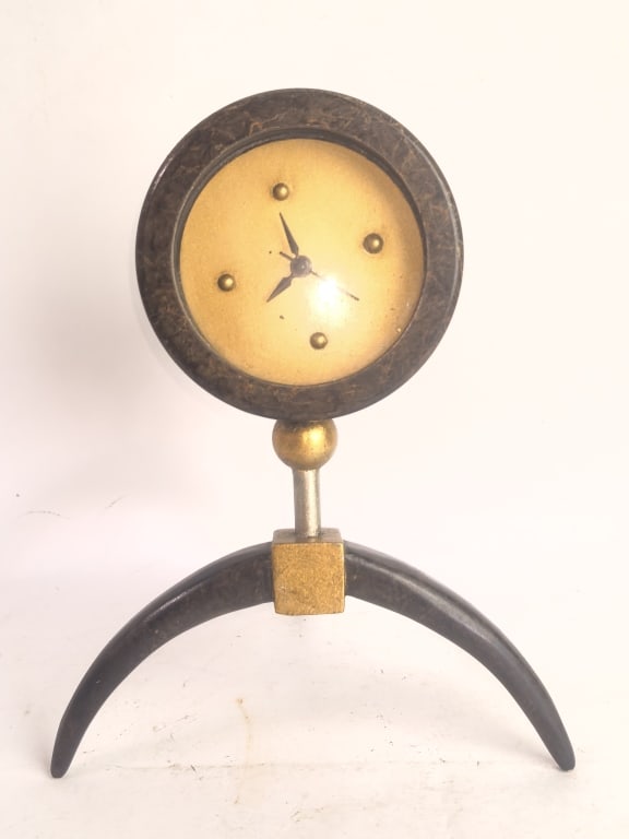 Vintage Mid-Century Modern Tripod Desk Clock (1 of 4)