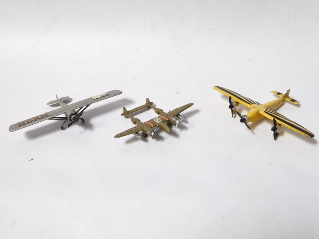 (3) Vintage Miniature Die-Cast Aircraft: (3) Vintage Miniature Die-Cast Aircraft, 3.5-4.5in