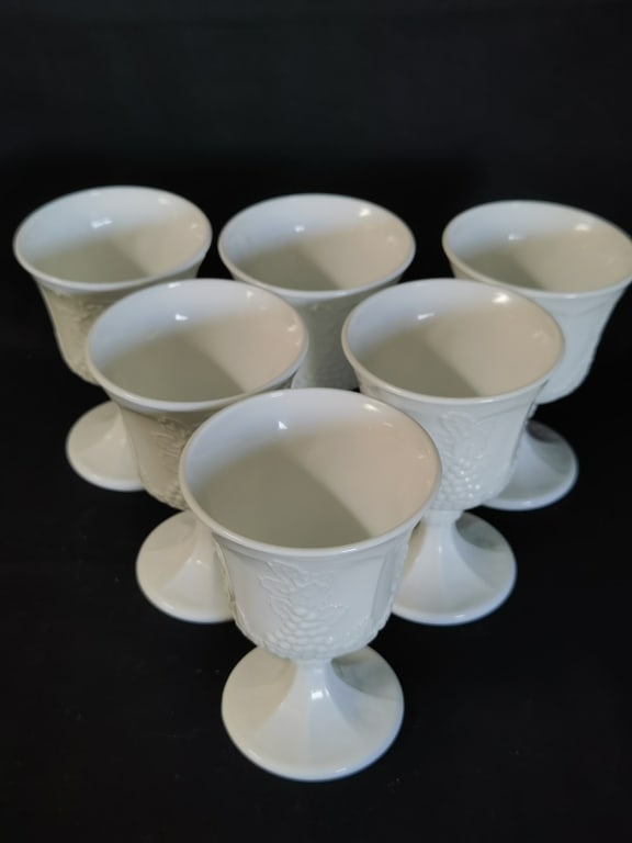 (6) Vintage Milk Glass Grape Pattern Goblets (1 of 3)