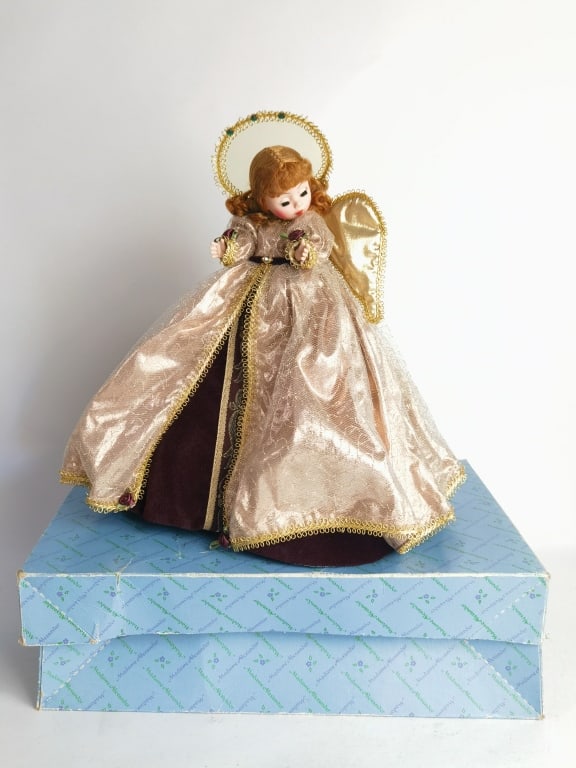 Vintage Madame Alexander Pink Victorian 854 Christ (1 of 5)