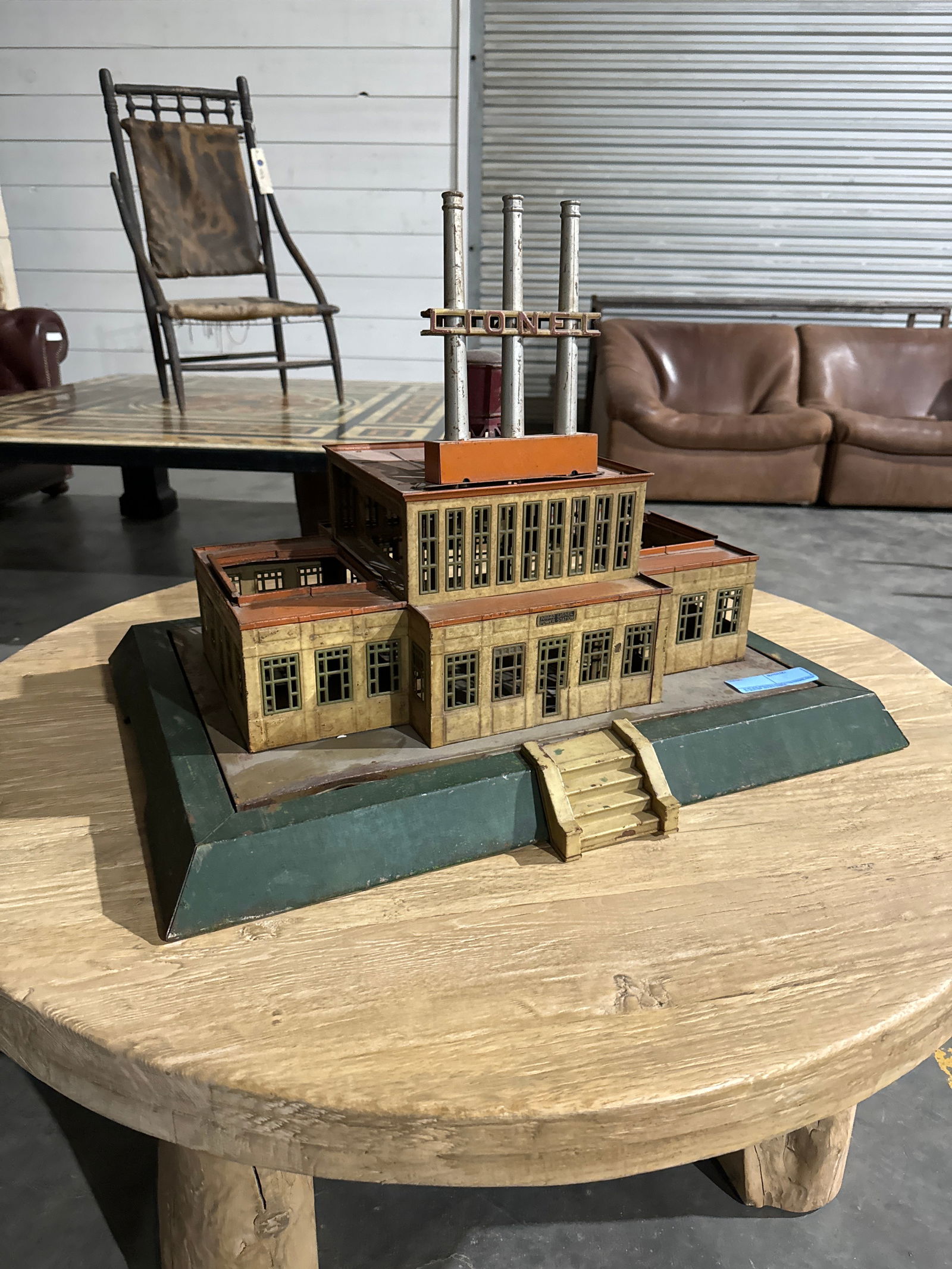 Steel Industrial Building Model: 24"L x 19"D x 18"H