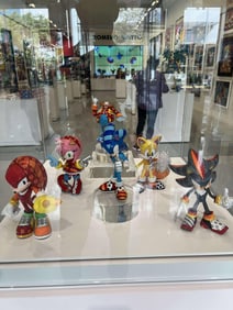 Britto Sega Collection includes Sonic the Hedghog ,  Knuckles  Tails ,  Dr  Eggman , Shadow ,  Amy