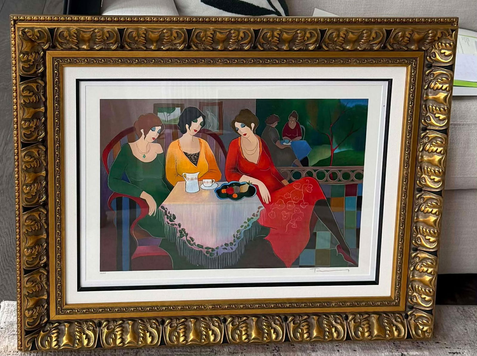 Itzchak Tarkay Three Old Friends: Itzchak Tarkay "Three Old Friends" 2008 16 3/8" x 23 1/2" image size Serigraph in color on wove paper. Signed in pencil lower right. Gallery framed, COA, Appraisal. TMP