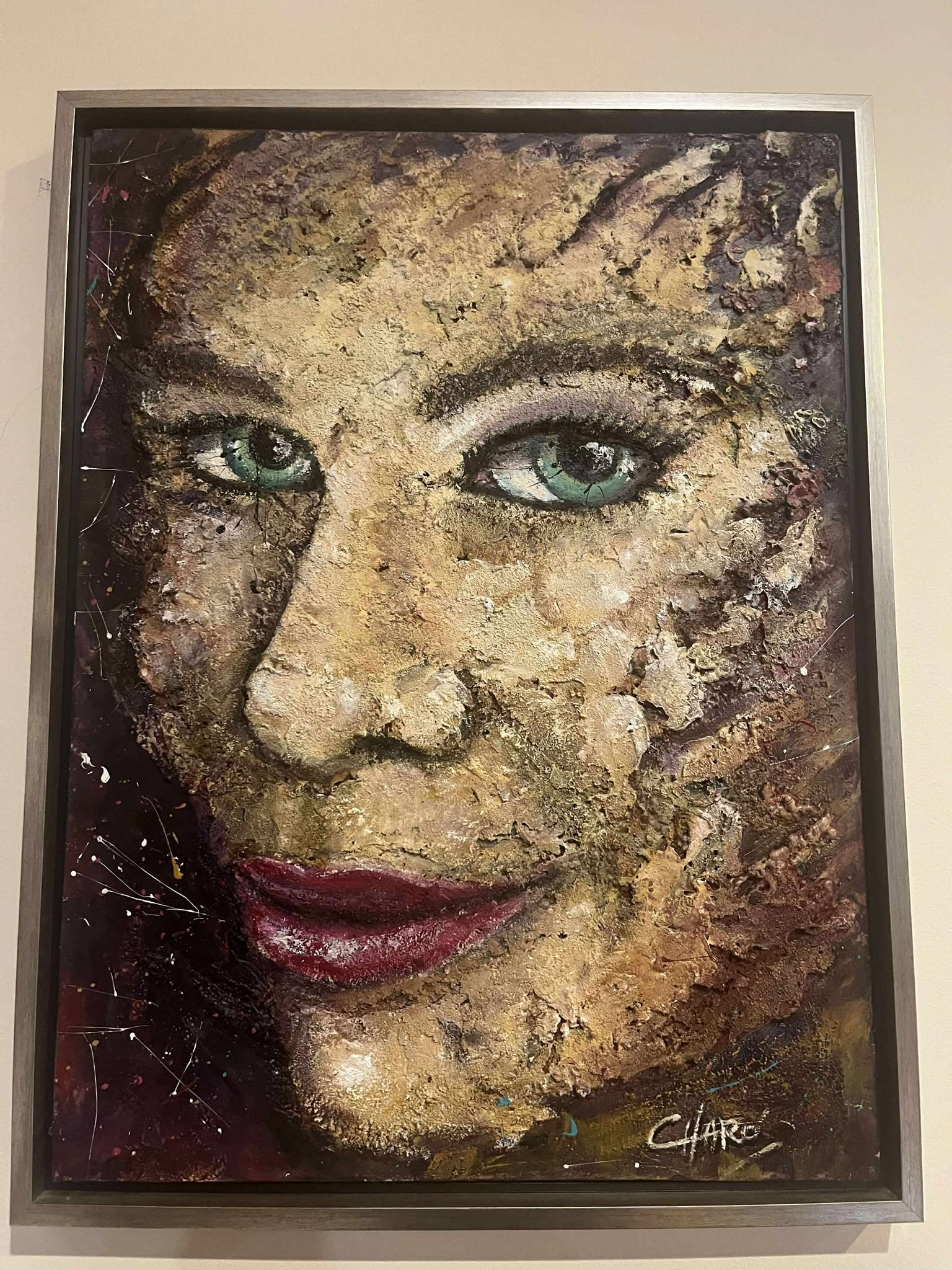 Charo large face (1 of 2)