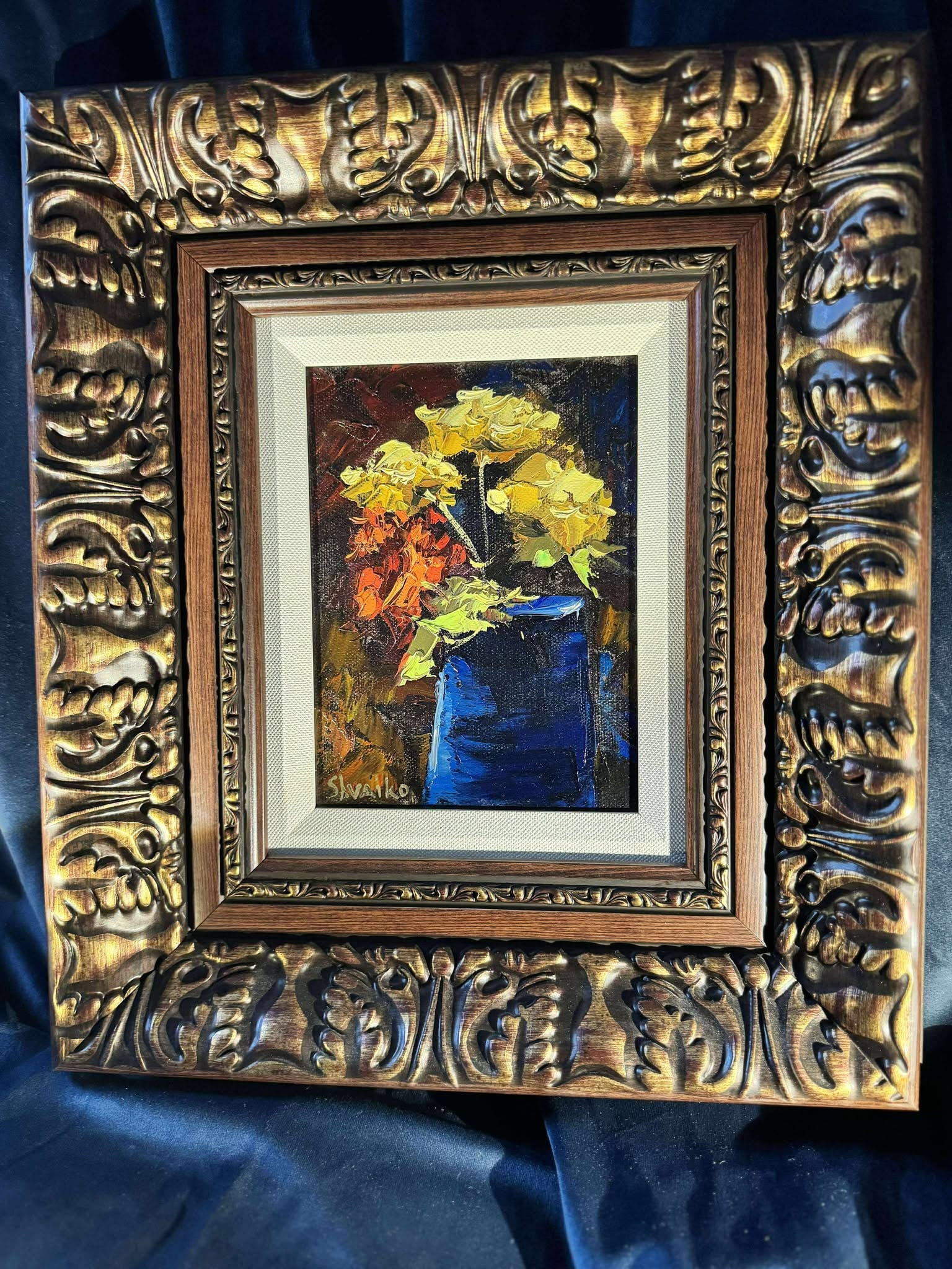 Viktor Shvaiko Roses in Blue Vase Unique: Viktor Shvaiko "Roses in Blue Vase" 2019 8" x 6" image size Oil painting on canvas. Hand-signed in pigment lower left by the artist. A Unique work. Gallery framed, COA, Appraisal. MS ships from UK