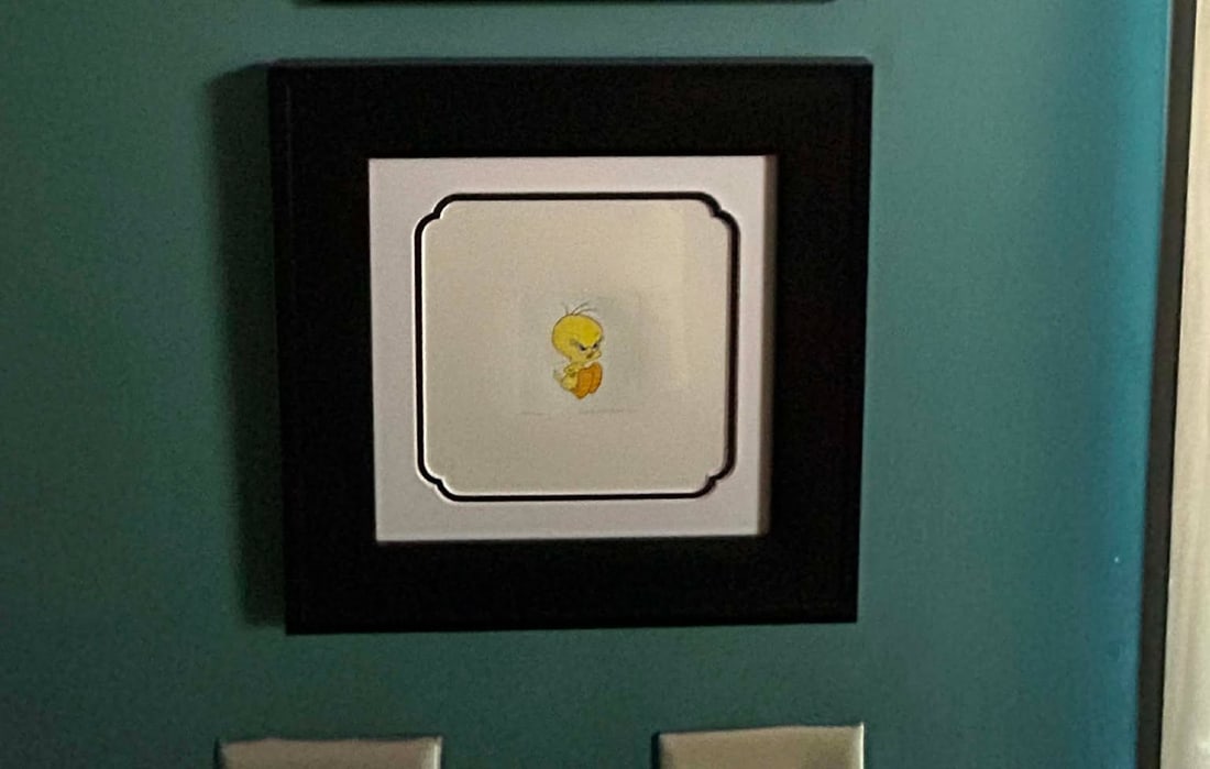 animation tweety: Animation Art "Tweety" 2 3/4" x 2 3/4" Etching in color on woven paper. Signed in pencil left center and numbered. Gallery Framed. COA, Appraisal. GB