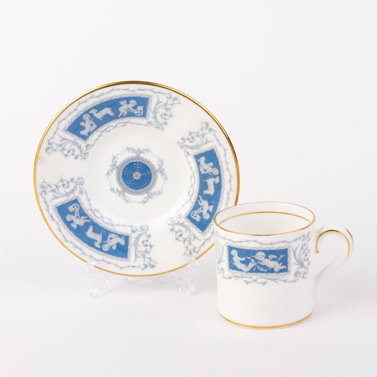 Fine 24KT Gold Coalport Porcelain Putti Cabinet Teacup & Saucer (1 of 9)