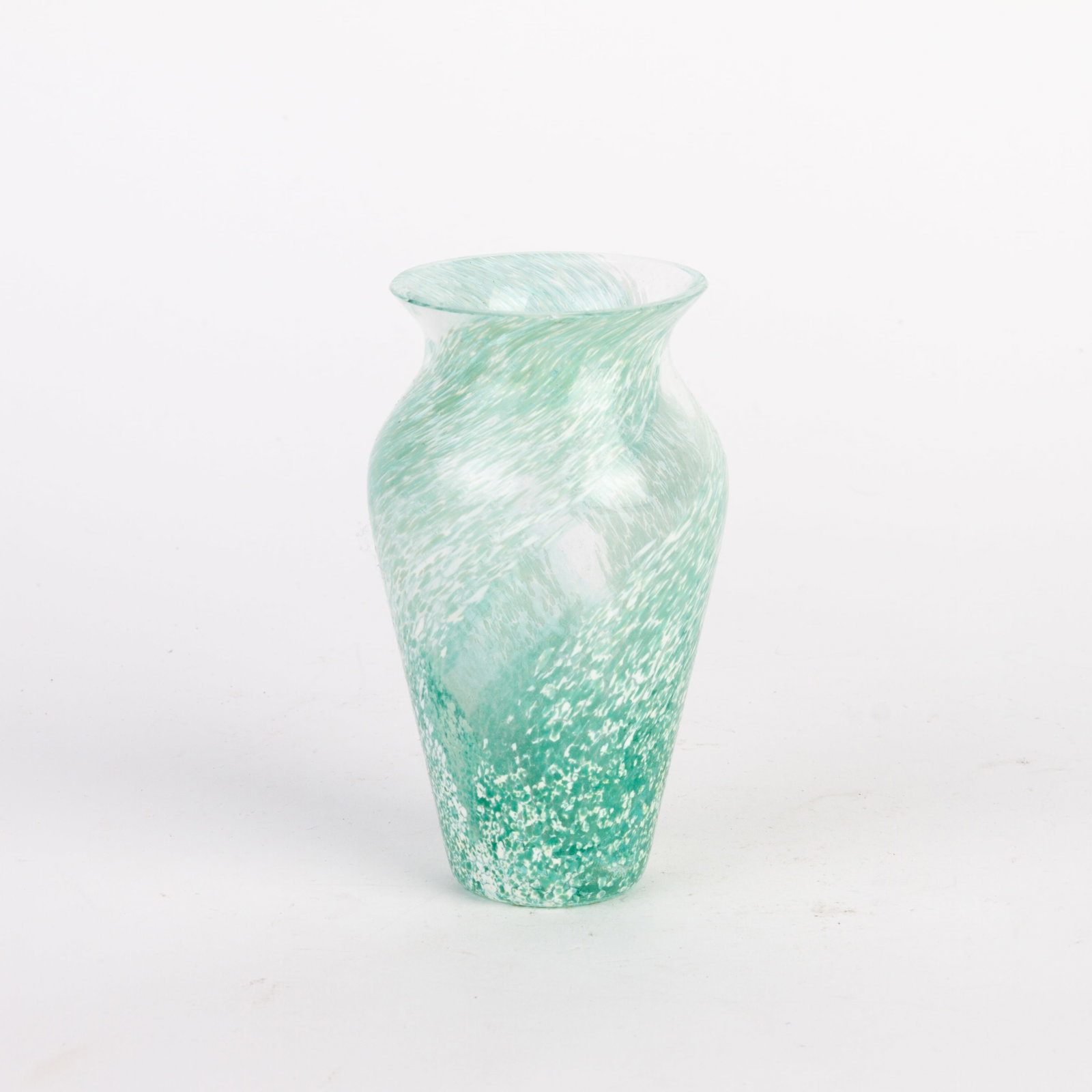 Caithness Scottish Glass Vase: DIMENSIONS APPROX 6.5x6.5x12CM.