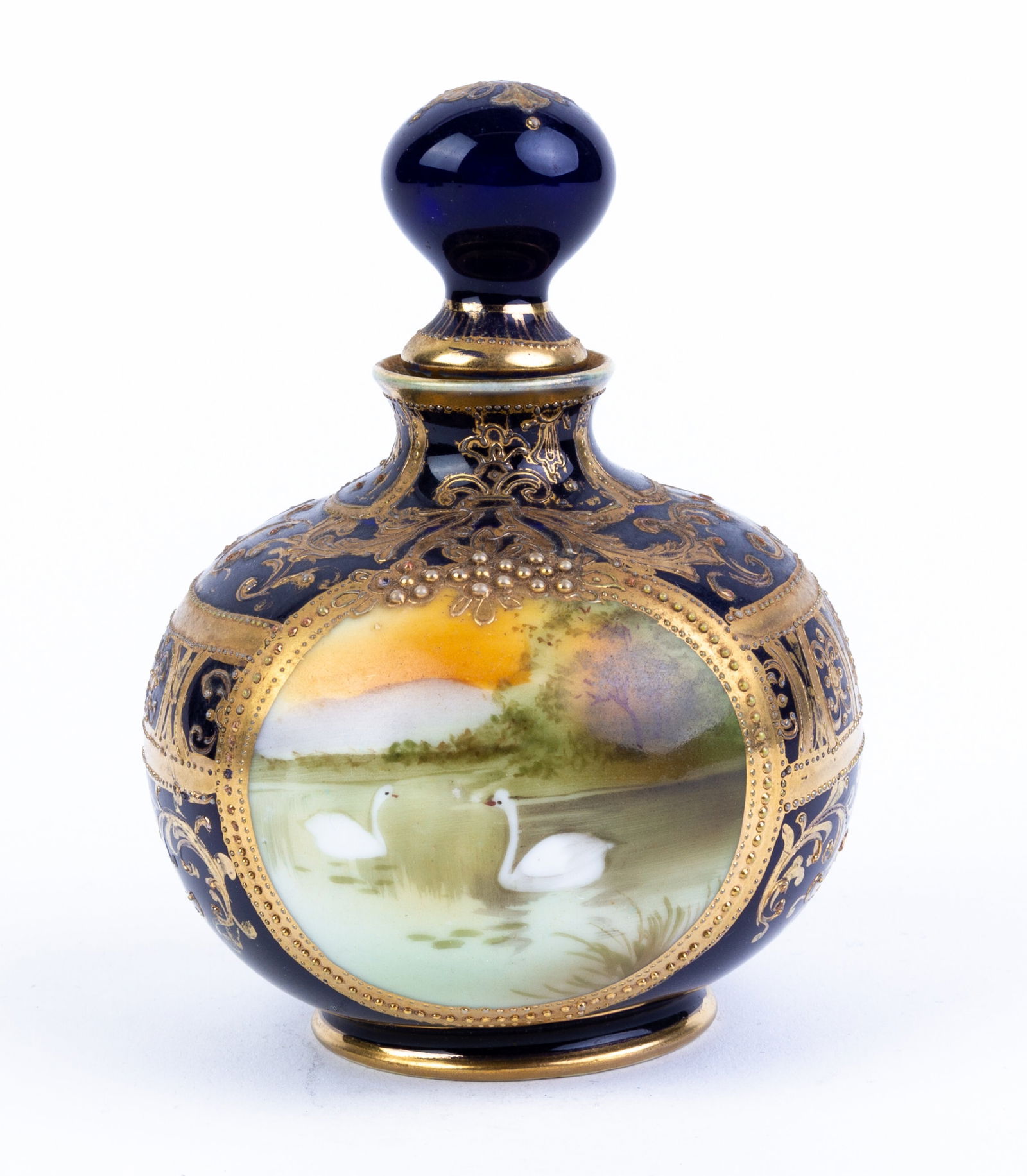 Japanese Noritake Porcelain Art Deco Perfume Bottle: DIMENSIONS APPROX 9x9x12CM.