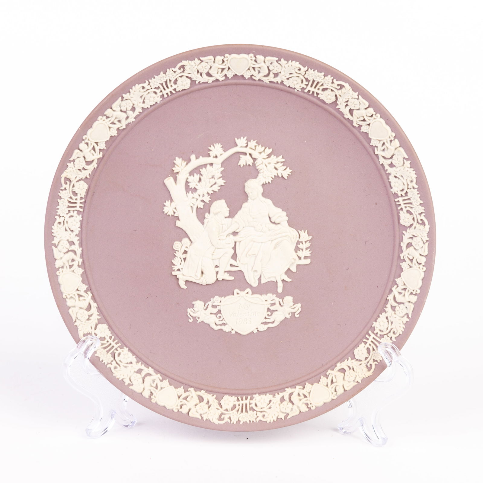Wedgwood Lilac Jasperware Valentine Plate: DIMENSIONS APPROX 16.5x16.5x1CM.