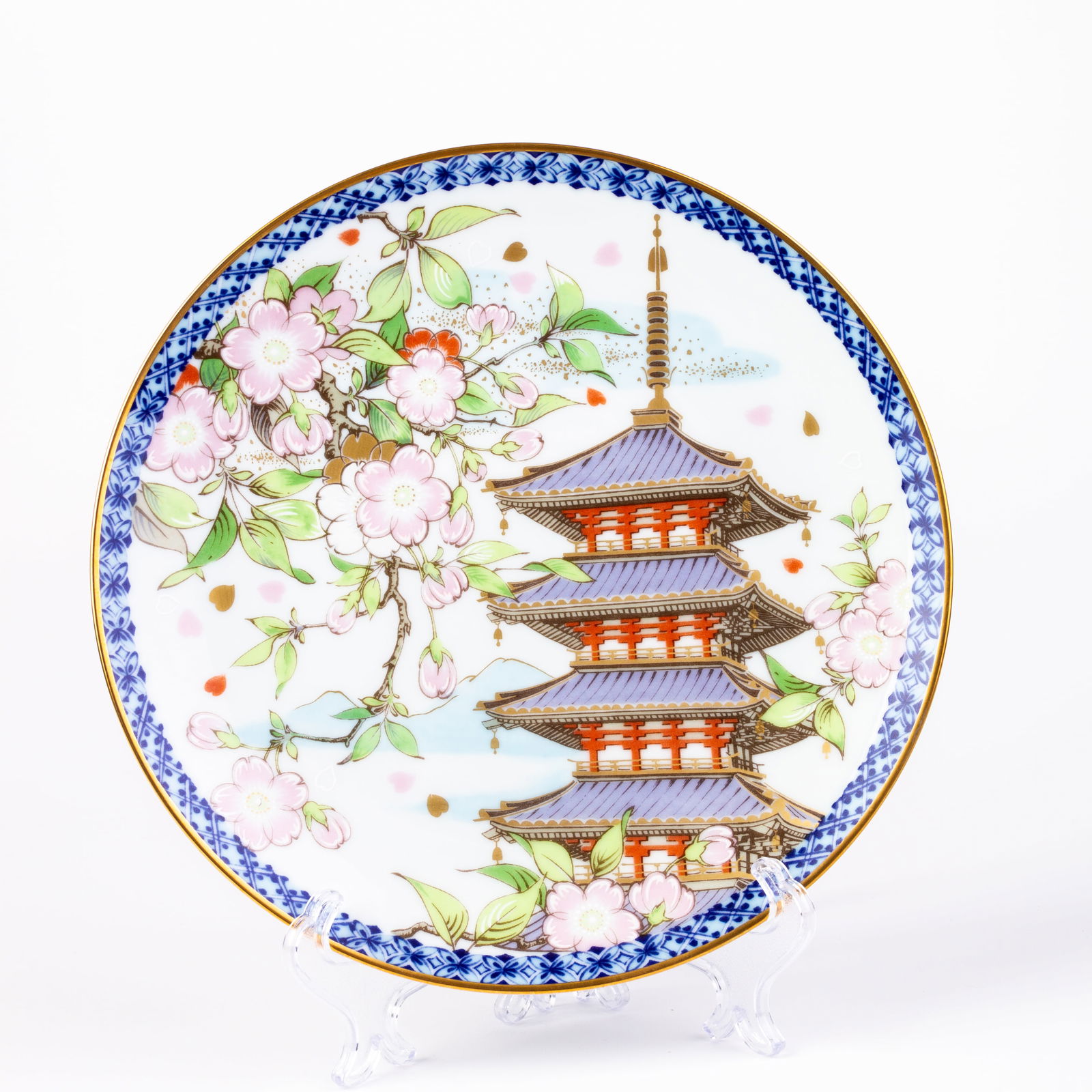 Signed Noritake Japanese Porcelain Spring Pagoda Plate: DIMENSIONS APPROX 21x21x2CM.