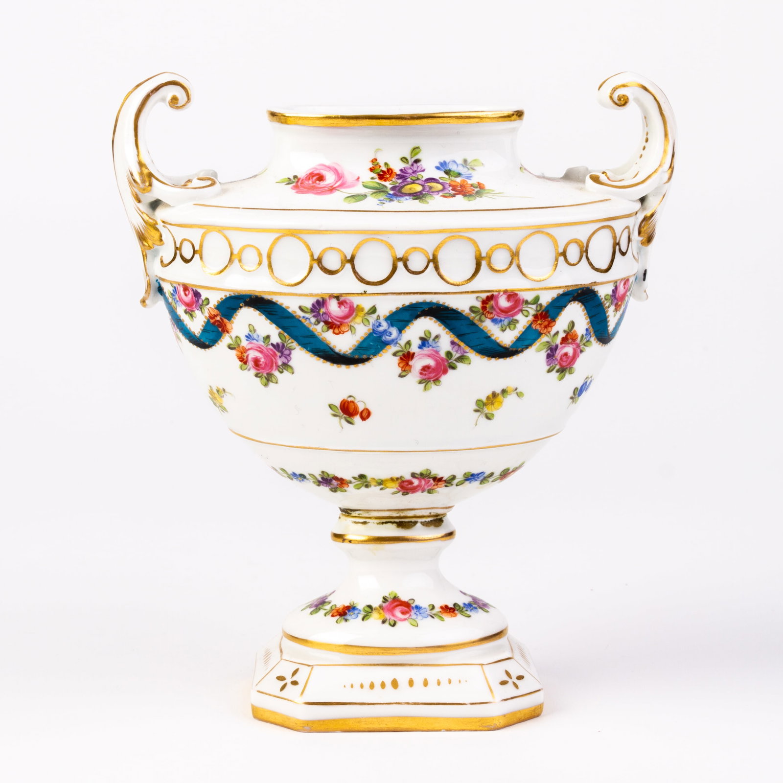 Dresden Fine German Porcelain Art Nouveau Urn Vase: DIMENSIONS APPROX 16x14.5x9CM.