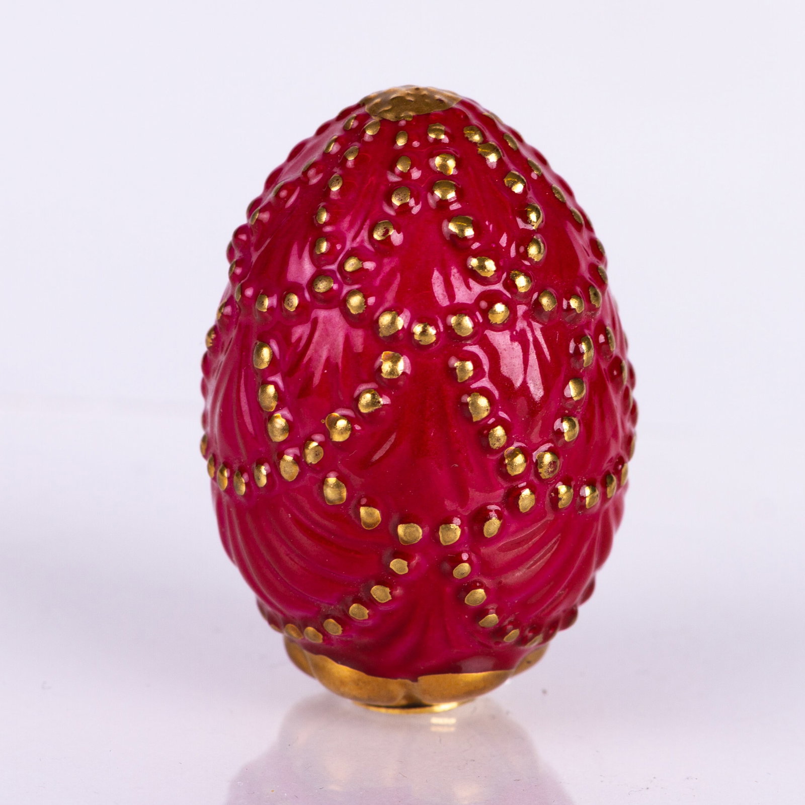 House of Faberge Gilded Egg: DIMENSIONS APPROX 3.5x2.5x2.5CM.