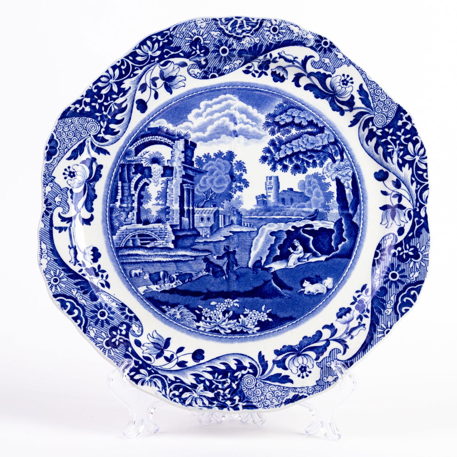 Copeland Spode Blue Italian Porcelain Plate: DIMENSIONS APPROX 24.5x25.5x2CM.