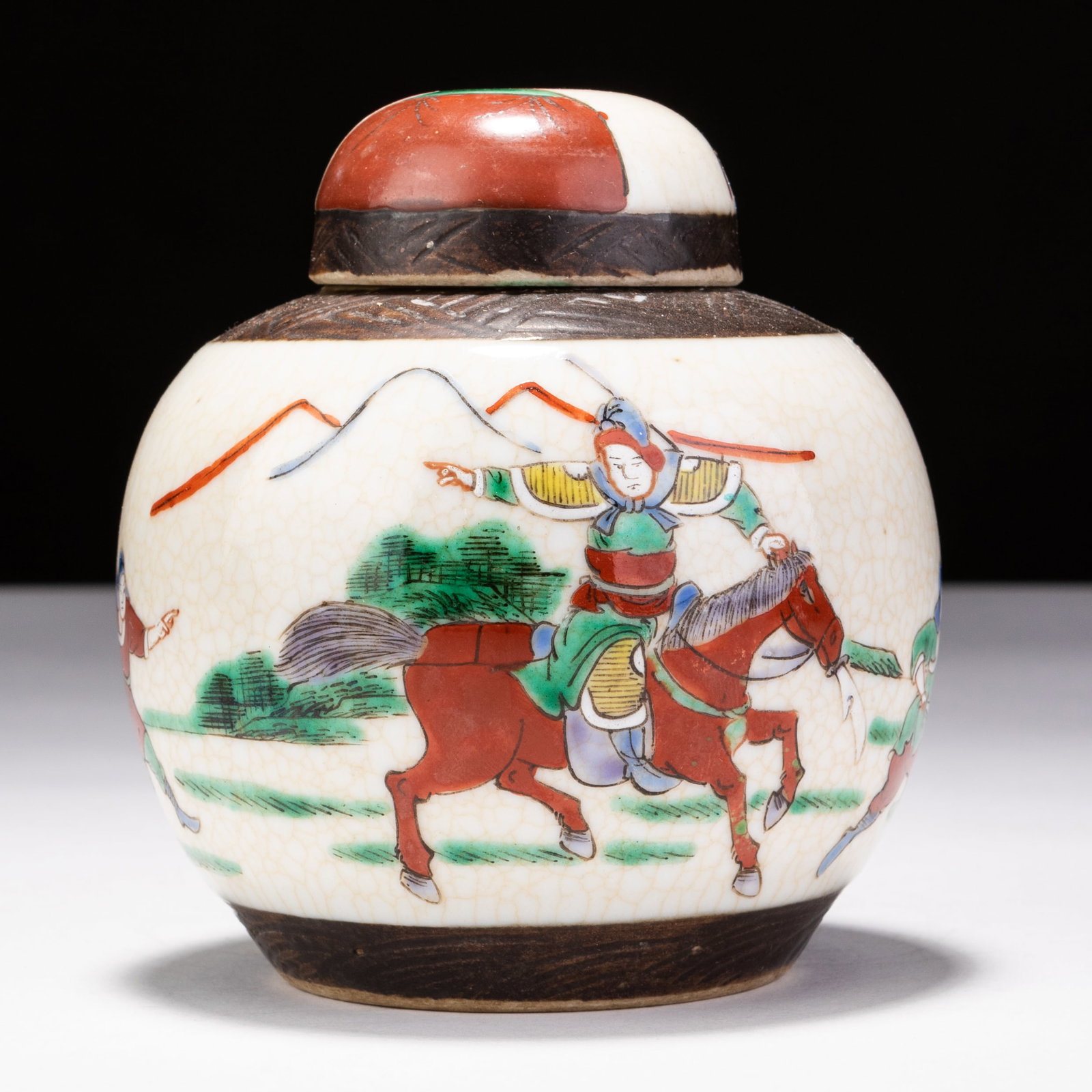 Chinese Nanking Warriors Crackle Glazed Porcelain Ginger Jar: MEASURES APPROX 10.5 X 12CM HIGH.