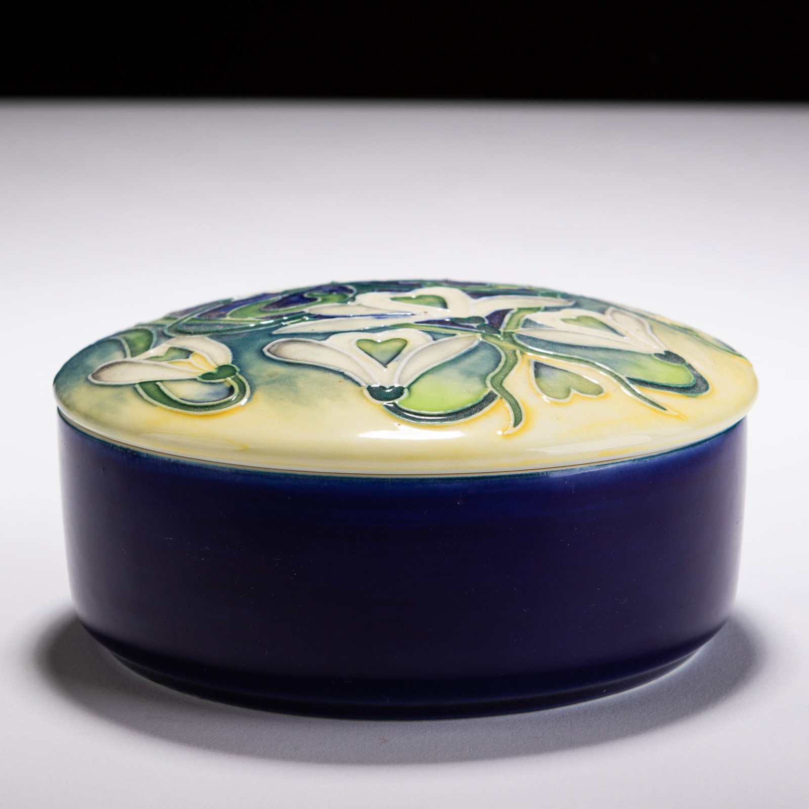 Art Nouveau Old Tupton Ware Porcelain Trinket Box (1 of 6)