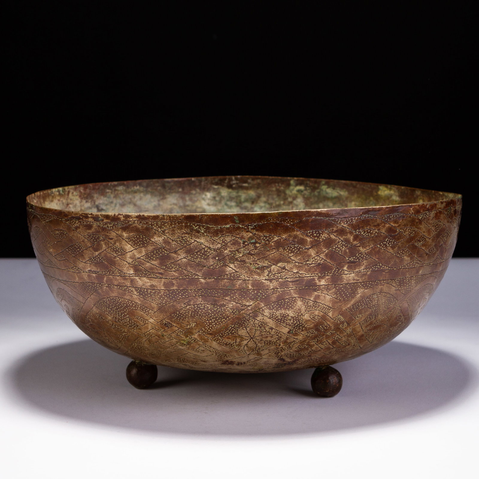 Signed Aikin Amadu Kano Nigerian Silver African Bowl: MEASURING APPROX 24 X 10.5CM.
