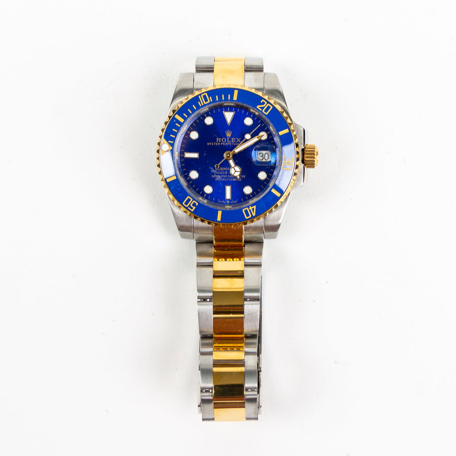 Rolex Oyster Perpetual Submariner Men's Repro Watch: DIMENSIONS APPROX 4x10x1CM.
