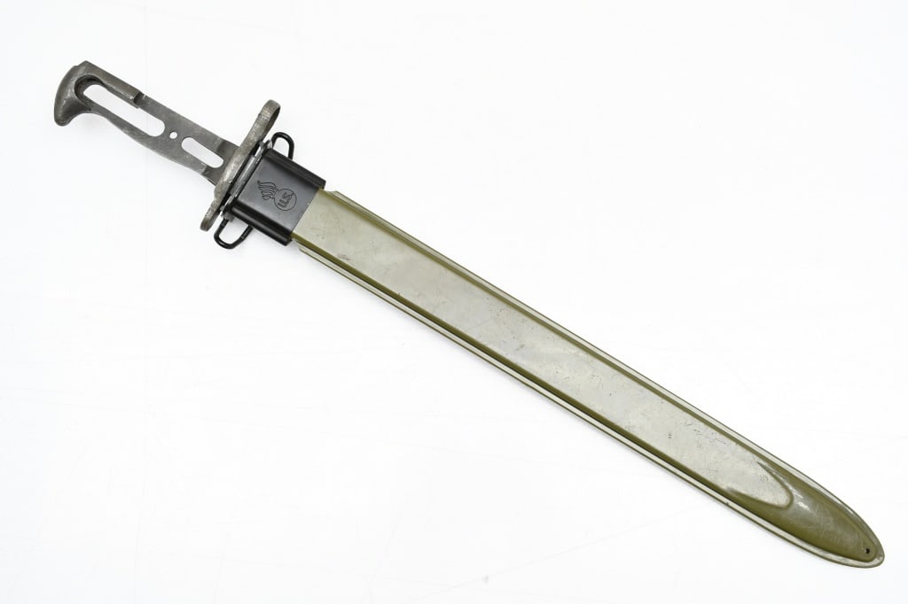 U.S. M1905 - M1 Garand Bayonet (16.75" Blade) W/ Scabbard - Missing Handle: This sword/bayonet is for use on the .30–06 caliber U.S. M1 Garand and M1903A3 rifles. The M1905 bayonet was also used with the M1903 rifle. SPECS: 16.75" Blade, 21.5" overall length, no handle 