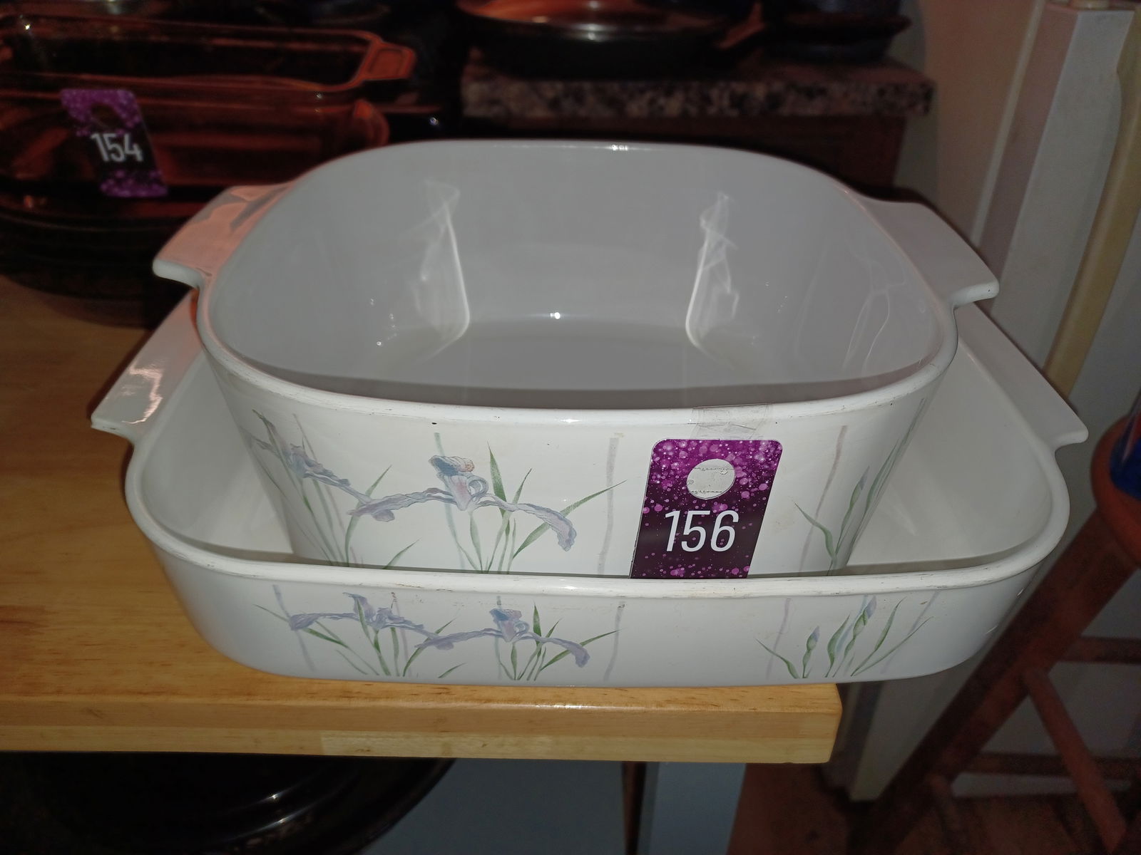 Vintage set 2 Corningware Iris pieces (1 of 2)