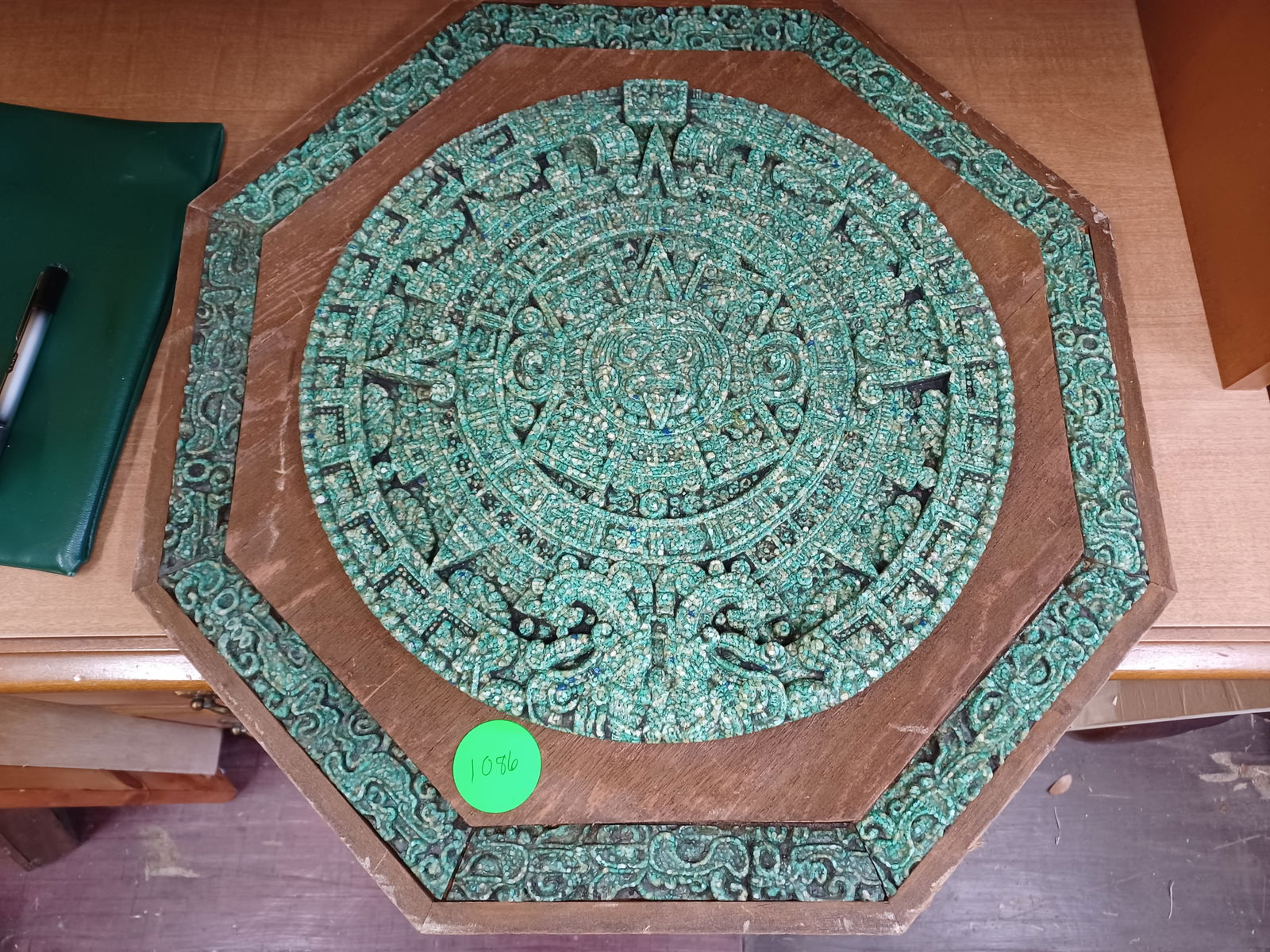 VINTAGE Aztec Calender with Jade (1 of 6)