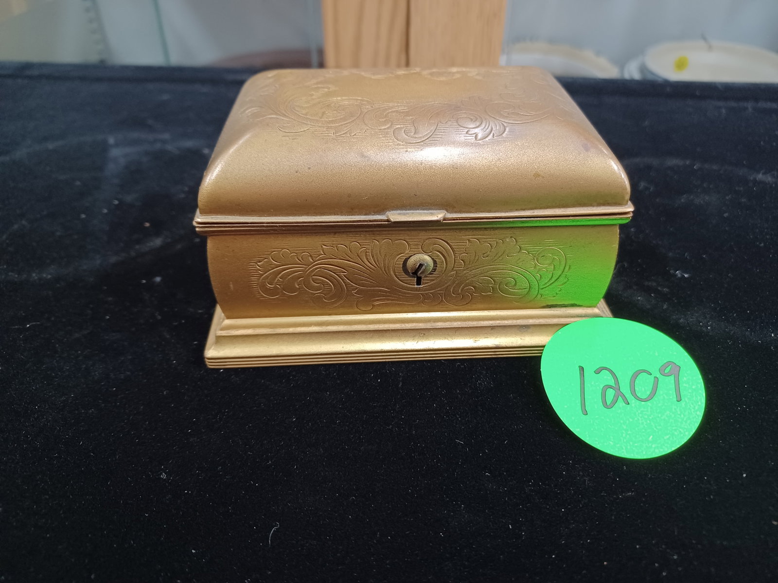 Vintage Gold Silk Lined Jewelry Box: see photos for details