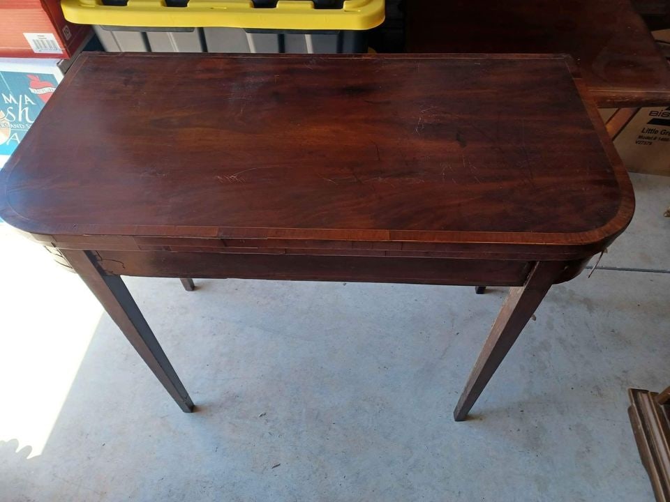 Vintage Gate Leg Game Table Project Piece: see photos for details