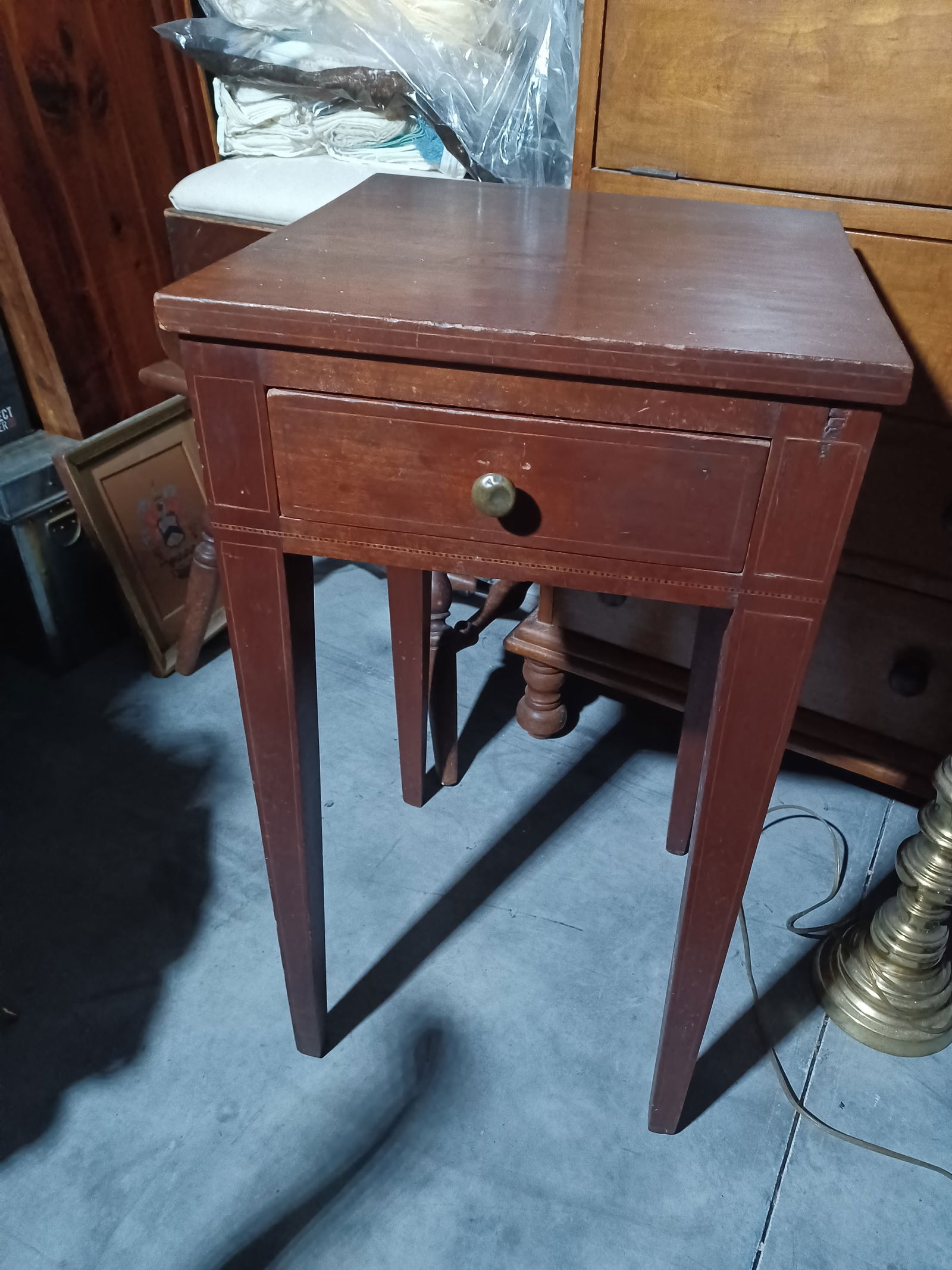 Vintage 1920's Mahogany Side Table w inlay made in Louisville, KY (1 of 7)