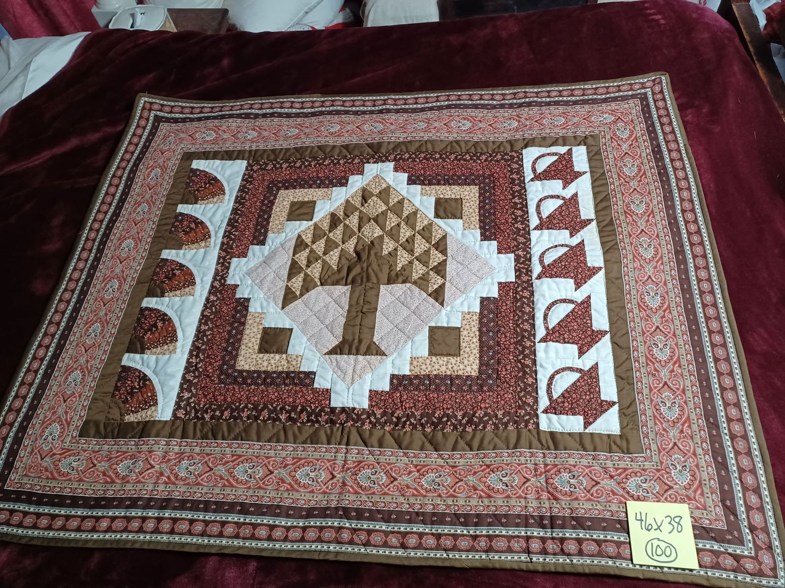 Small PatchworkQuilt Coverlet 46x38 Basket Pattern (1 of 7)