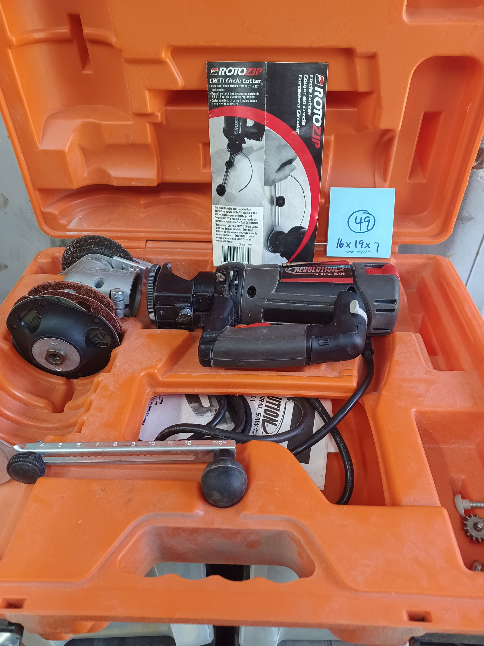 Roto Zip Spiral Saw in case with attachements (1 of 5)