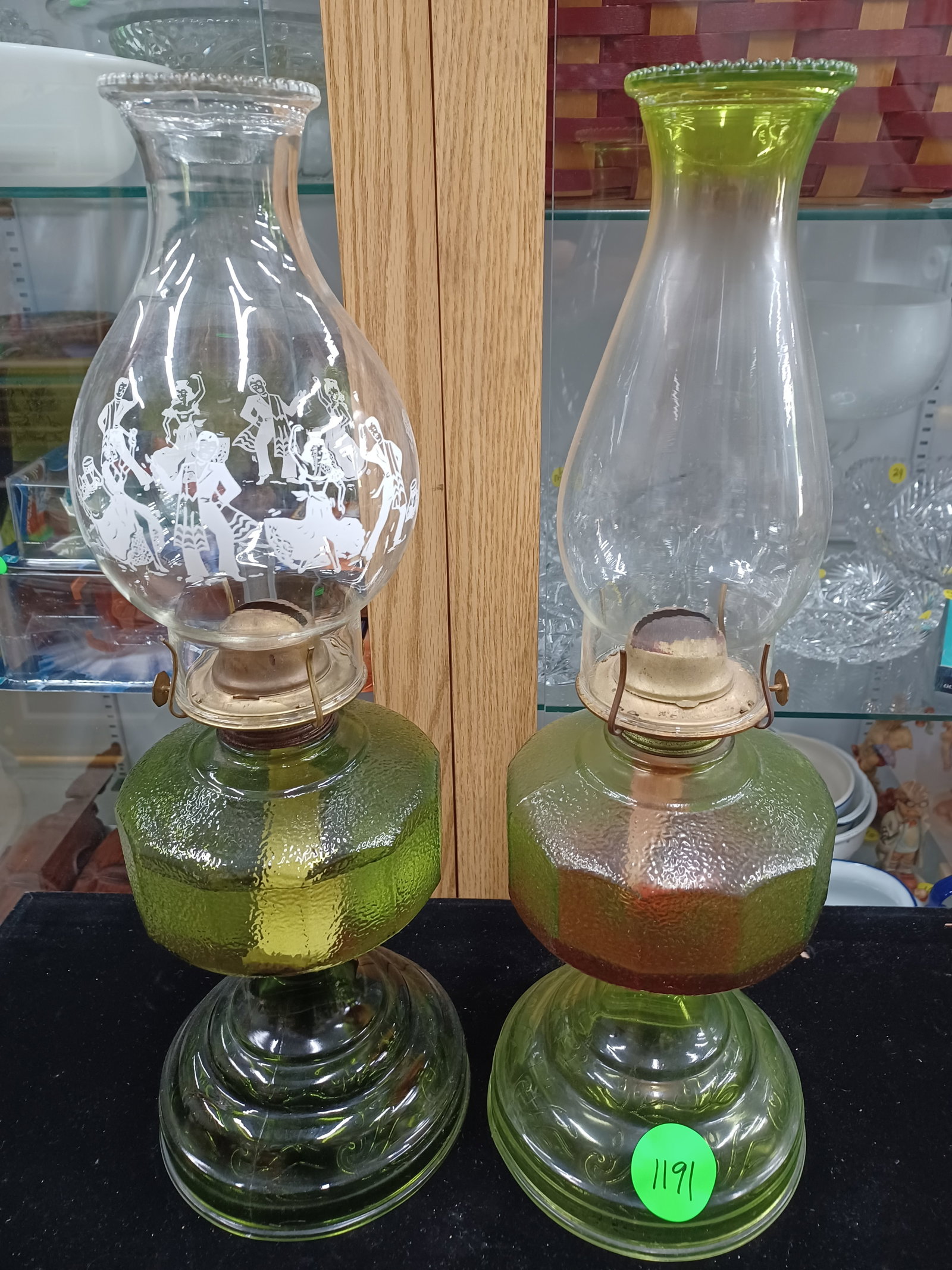 Vintage Pair of Green Oil Lamps: see photos for details