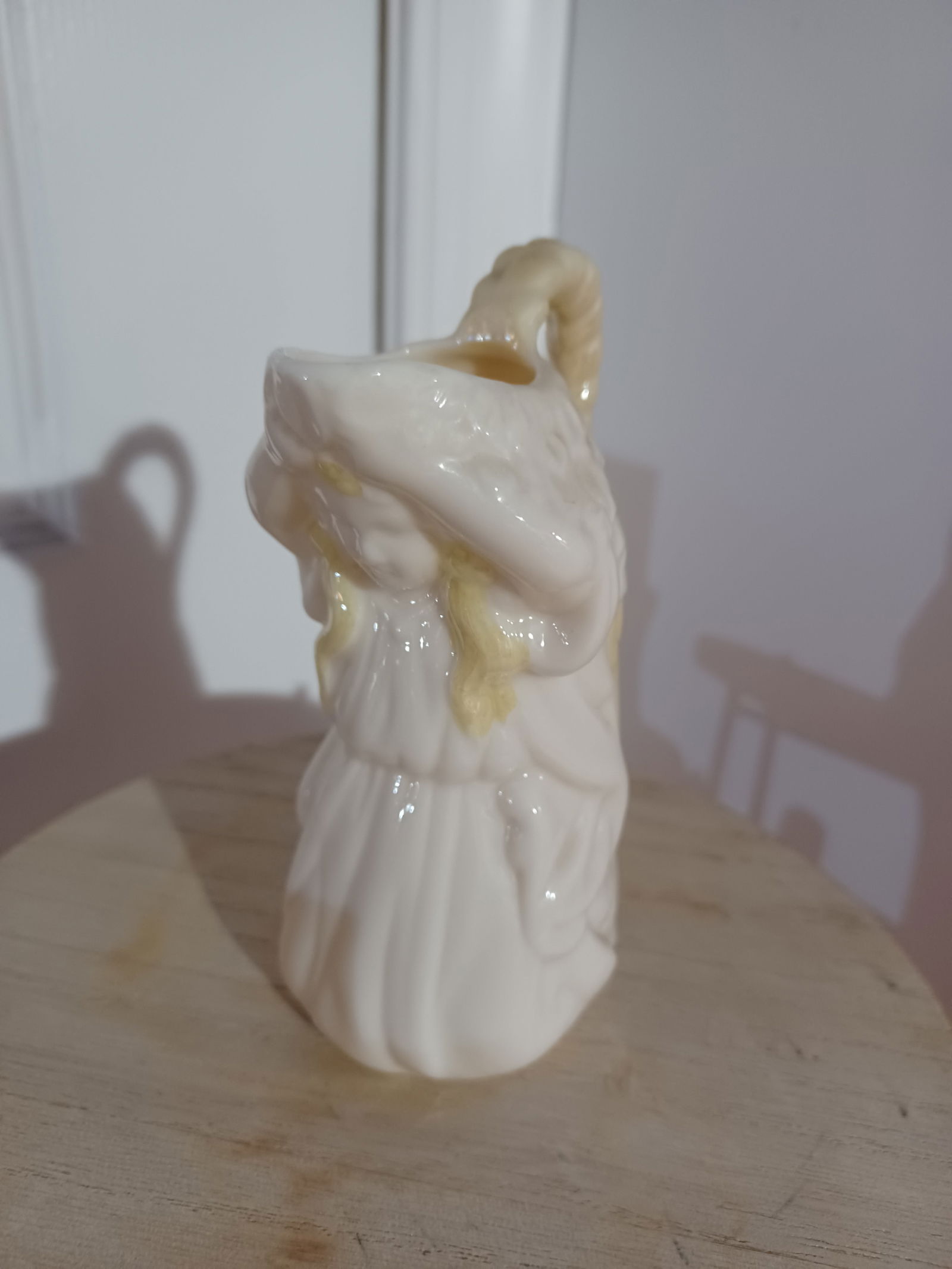 Vintage Belleek Irish Porcelain Maiden Creamer (1 of 8)