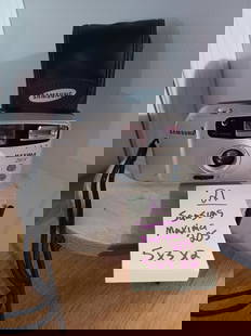 Vintage Samsung Maxima 20S Camera and Case: Vintage Samsung Maxima 20S Camera and Case