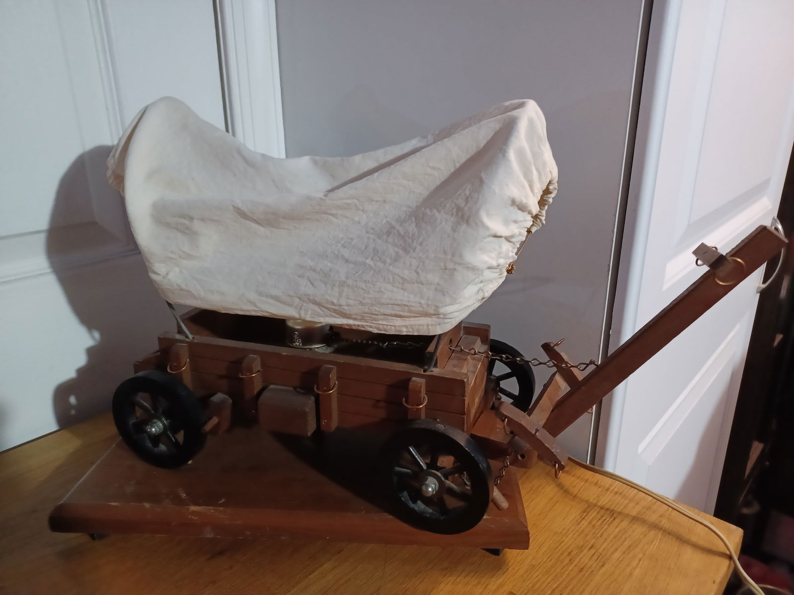 Vintage Wood Covered Wagon Lamp (1 of 7)