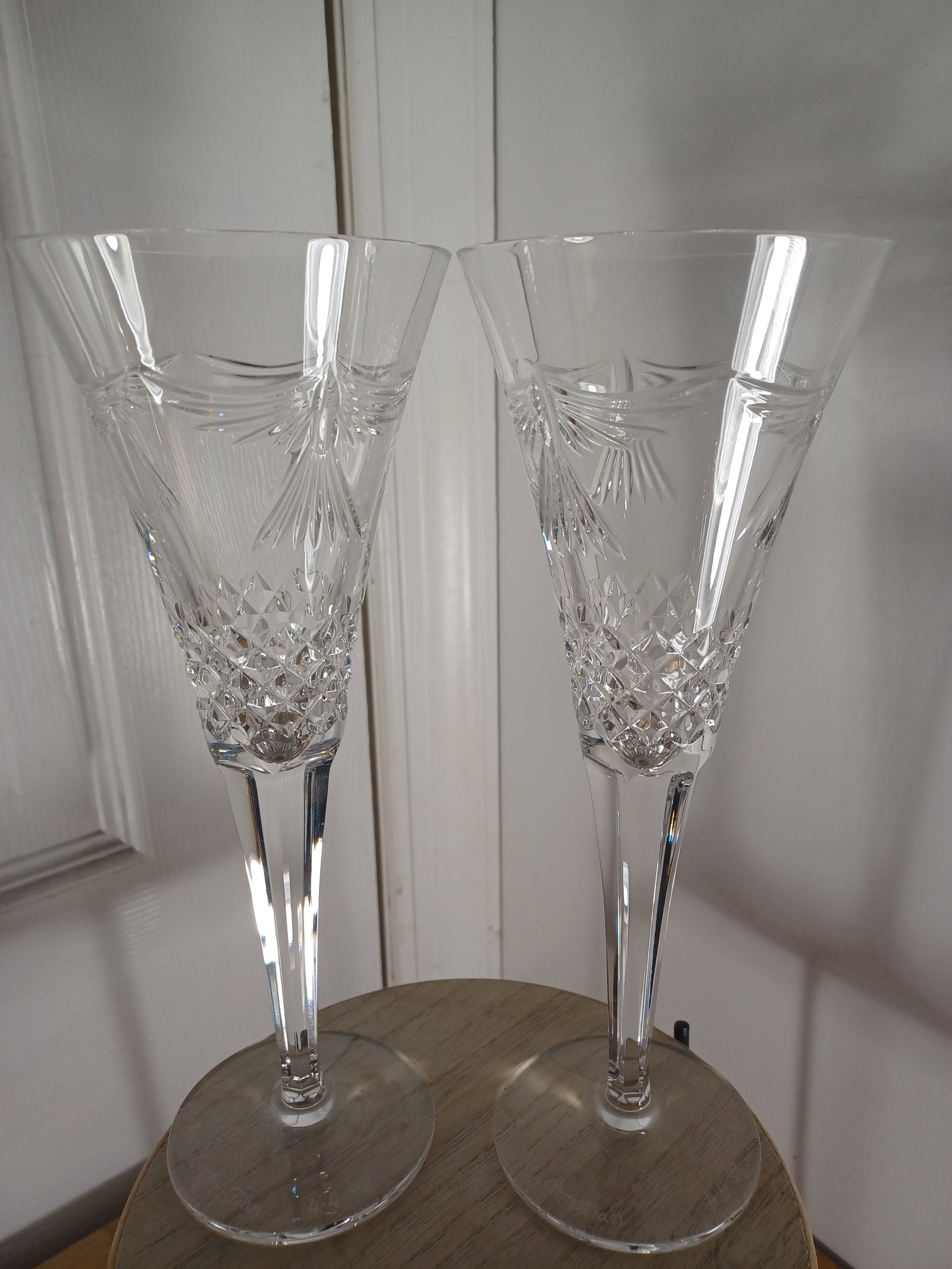 Waterford Set of 2 Millenium Peace Crystal Wine Glasses in Box: Waterford Set of 2 Millenium Peace Crystal Wine Glasses in Box