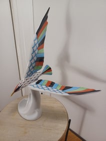 Rare Vintage Hollohaza Hungary Porcelain Bird Statue
